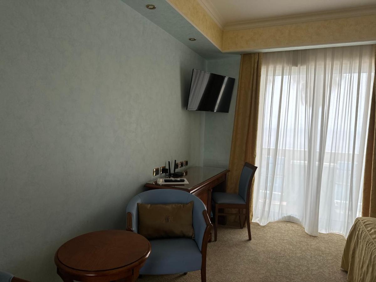 Gardenia Hotel Lazzaro Kültér fotó