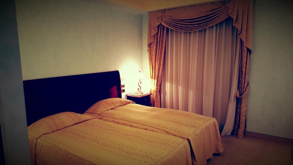Gardenia Hotel Lazzaro Kültér fotó