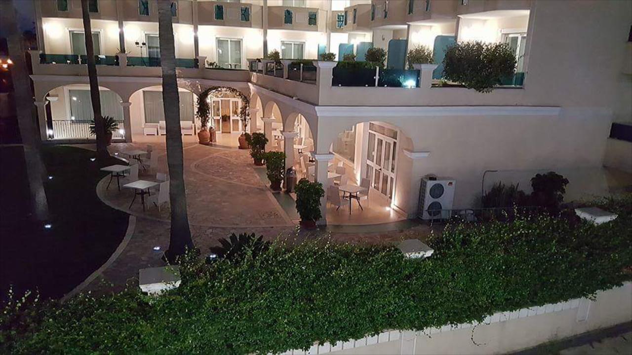 Gardenia Hotel Lazzaro Kültér fotó